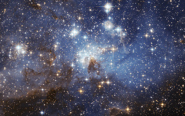 Estrellas en el cielo son incontables, tal como Dios dijo